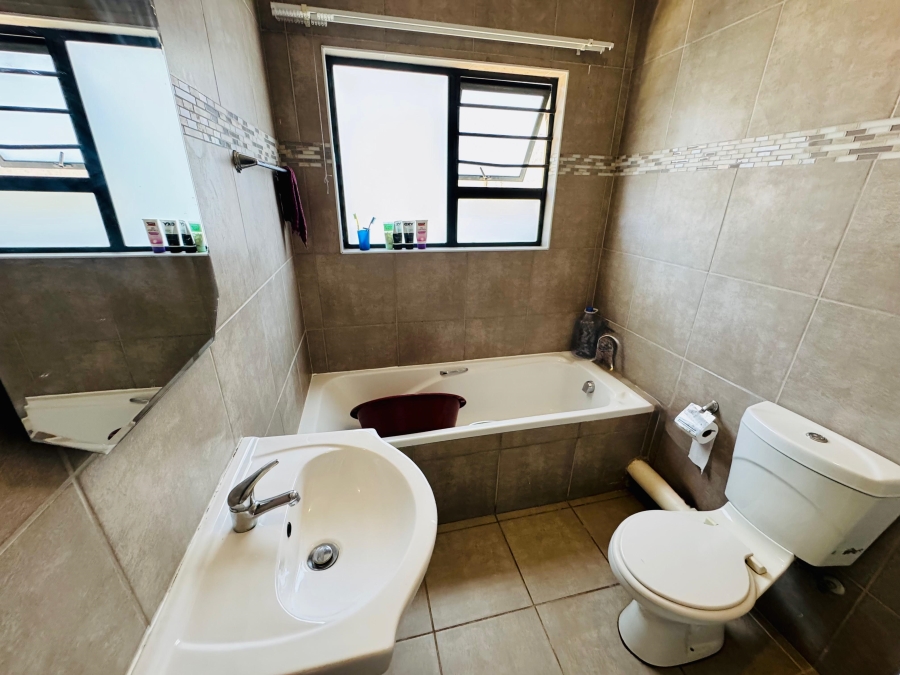 3 Bedroom Property for Sale in Gonubie Eastern Cape